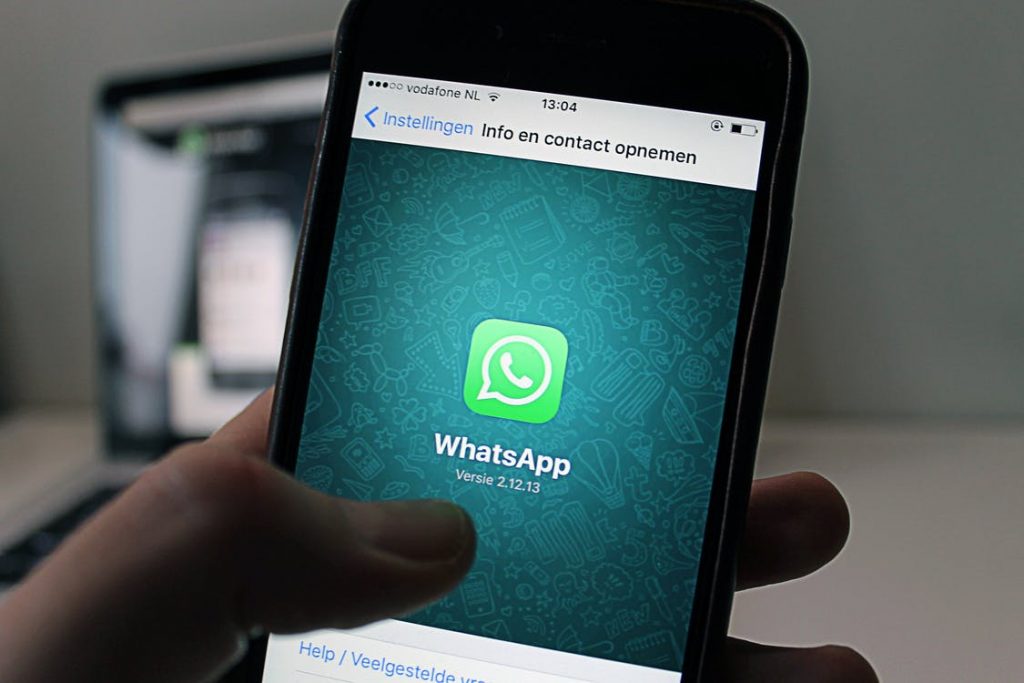Smartphone mostrando o Whatsapp