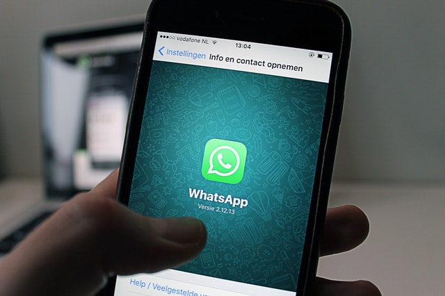 Uso do app Whatsapp